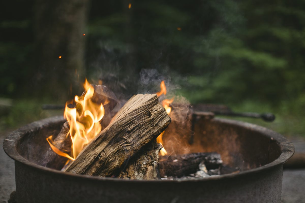 Accendere il fuoco: con l’archetto e l’acciarino | Oltradige