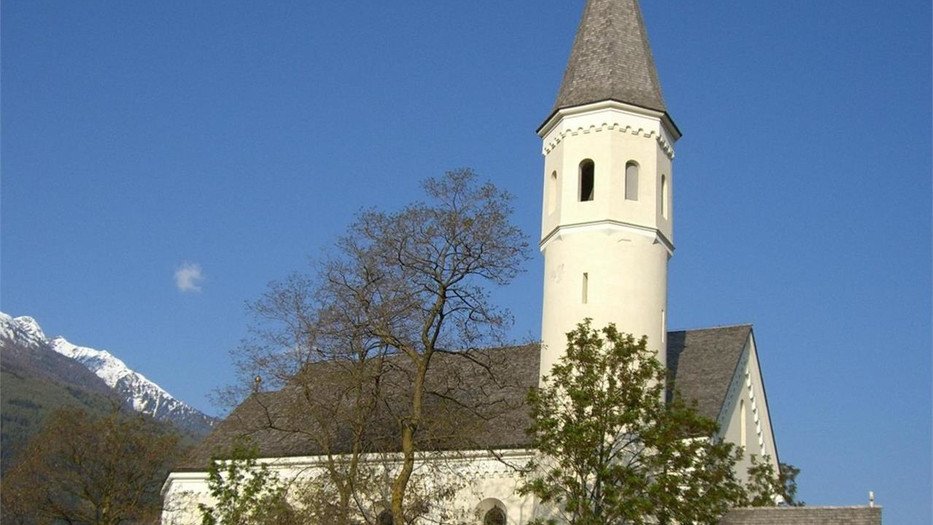 Maria Lourdes Kirche | Laas