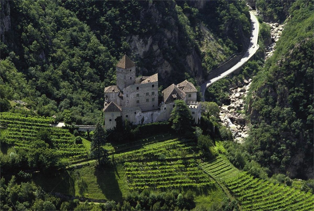 Cornedo Castle | Carnedo