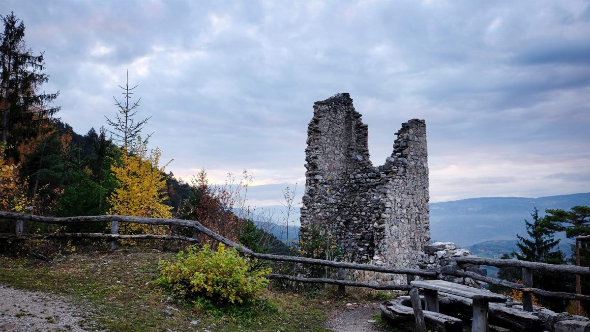 Salego ruins | Siusi