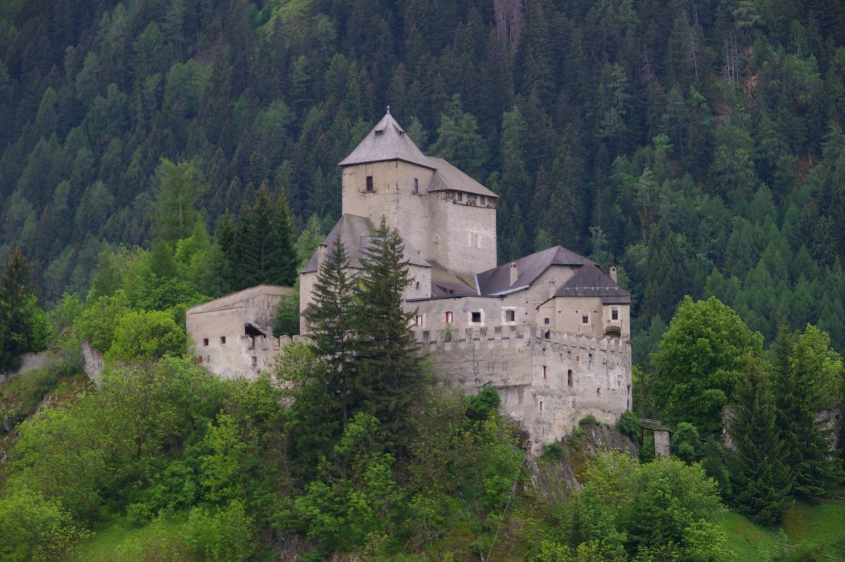 Reifenstein castle | Campo di Trens