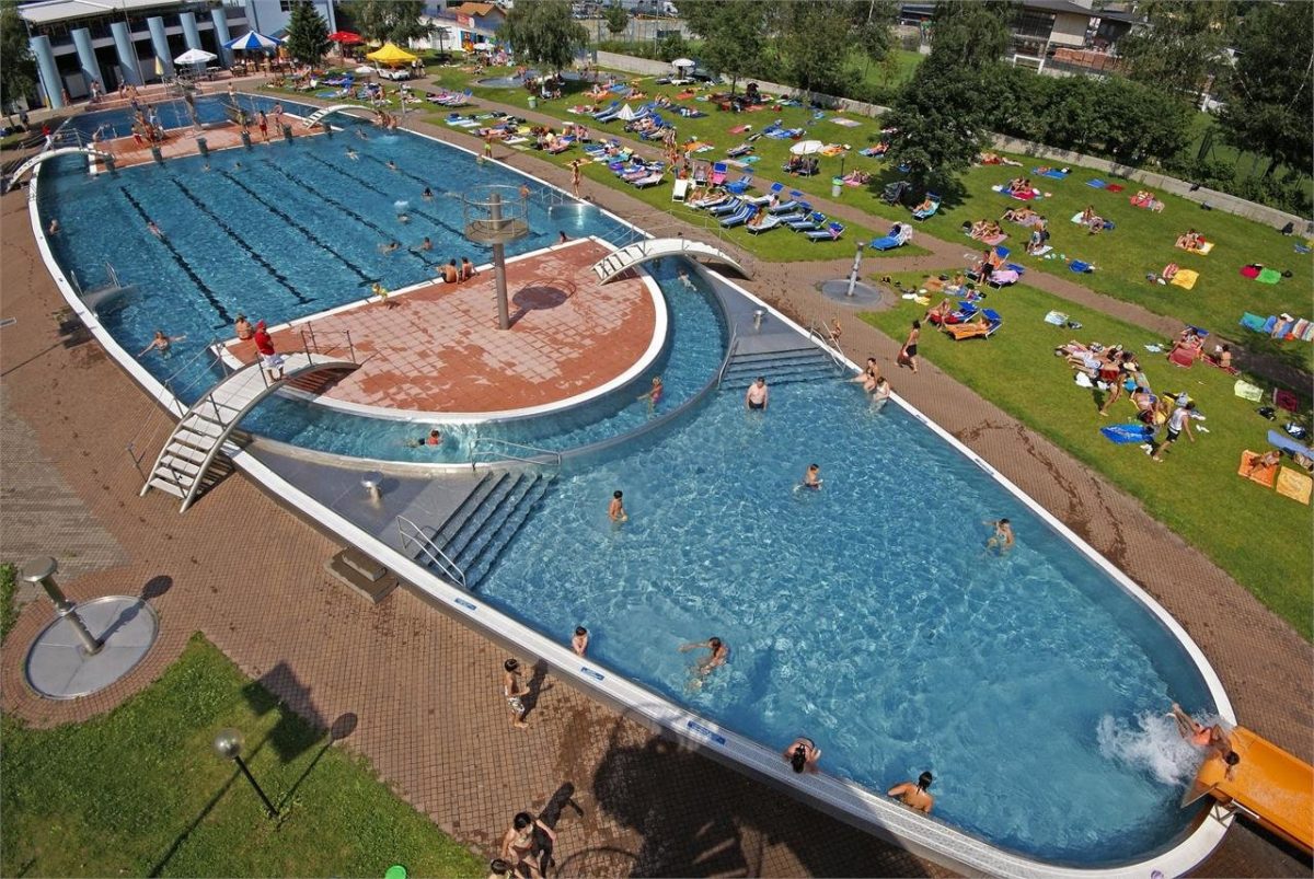 Piscina di | Chiusa