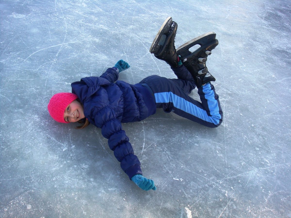 Eislaufen auf dem Eislaufplatz | Sarnthein