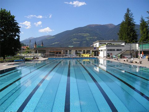 Piscina Scoperta | Brunico