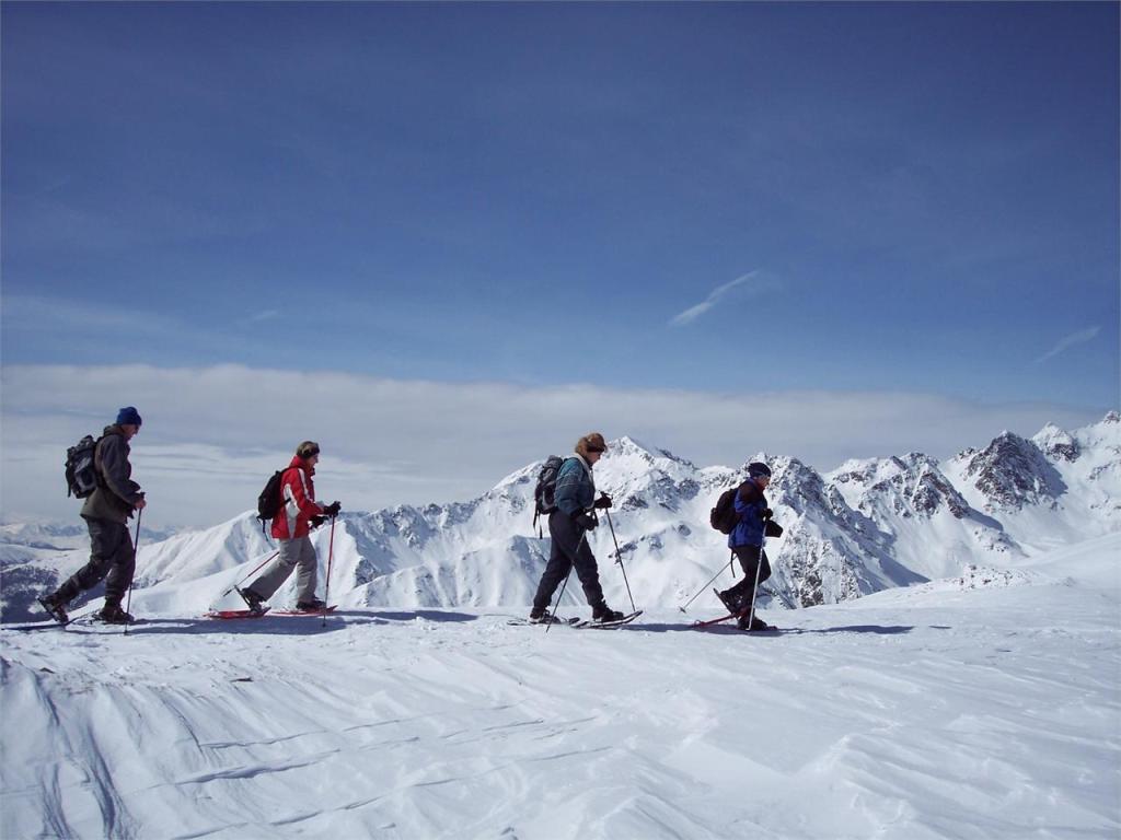 Snow shoe hike to Sambock | Falzes