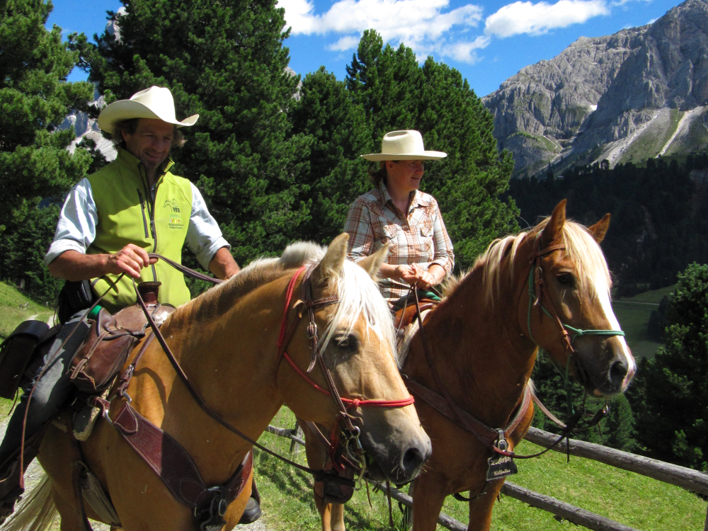 Escursioni a cavallo | Val di Funes