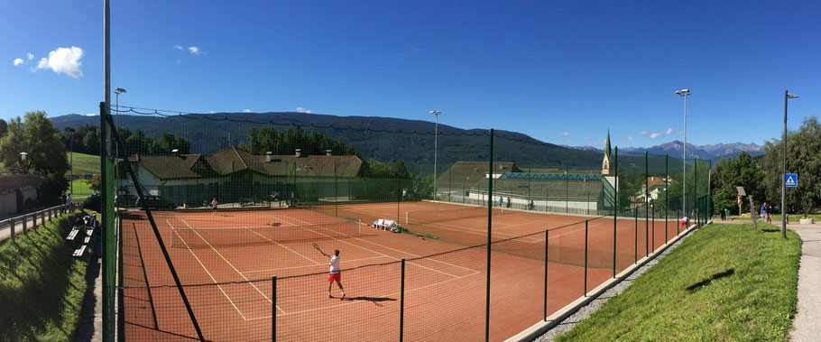 Tennisplatz in Terenten